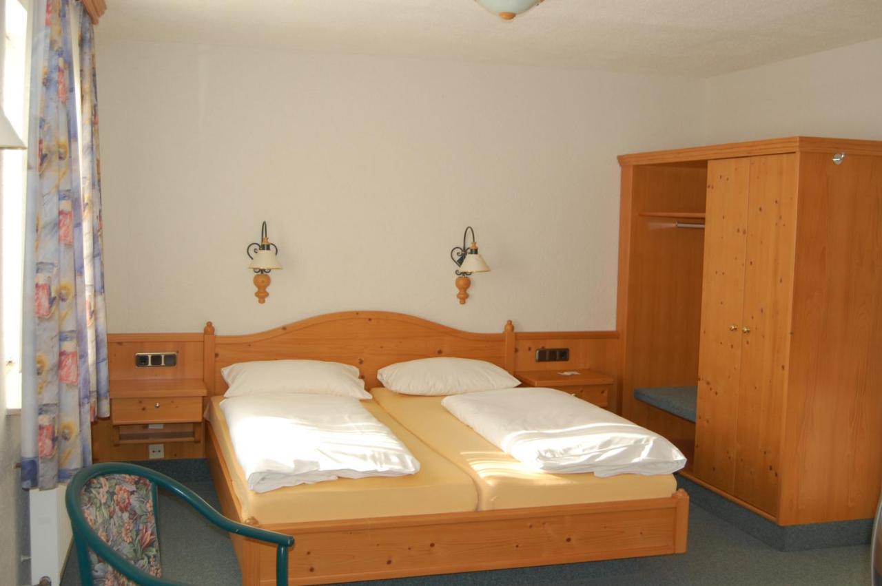 Hotel Gruener Baum Bretzenheim Luaran gambar