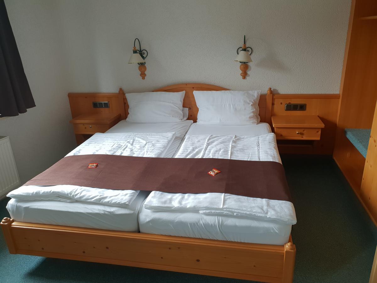 Hotel Gruener Baum Bretzenheim Luaran gambar