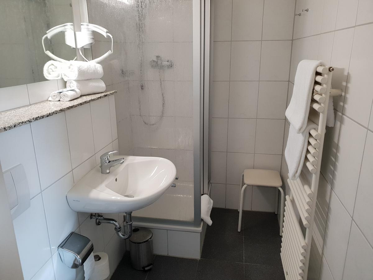 Hotel Gruener Baum Bretzenheim Luaran gambar